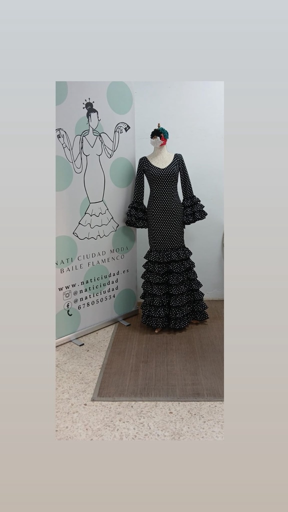 VESTIDO MARIQUILLA MULTIVOLANTE NEGRO LUNAR BLANCO (32)