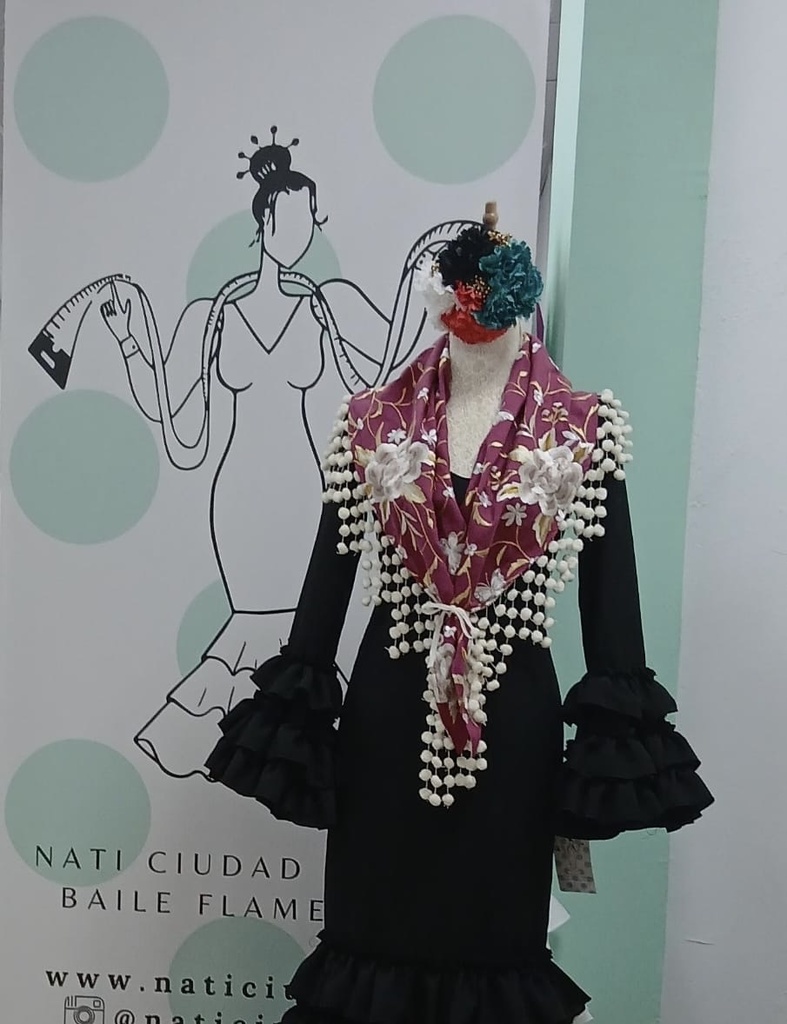 PICO BURDEOS BORDADO CON MADROÑOS