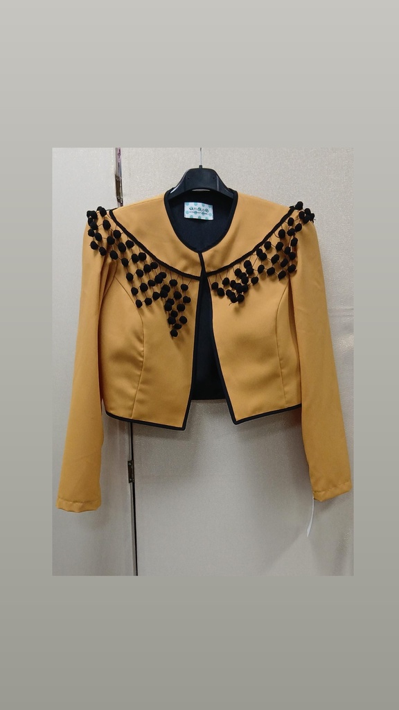 CHAQUETA AMARILLO ALBERO ADORNADA EN NEGRO