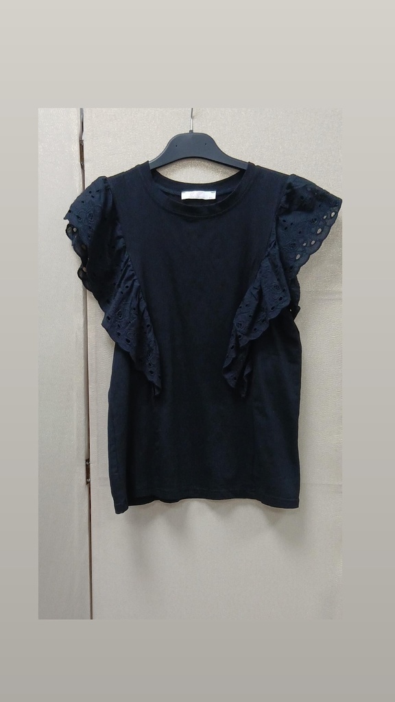 CAMISETA NEGRA