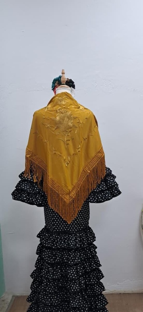 MANTÓN DORADO LOW COST